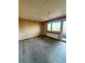 Wohnzimmer mit Balkon